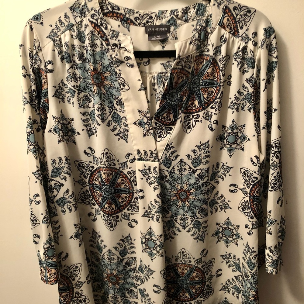Van Heusen top
